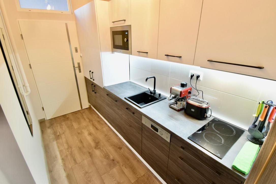 Stationapartments Szeged Eksteriør bilde